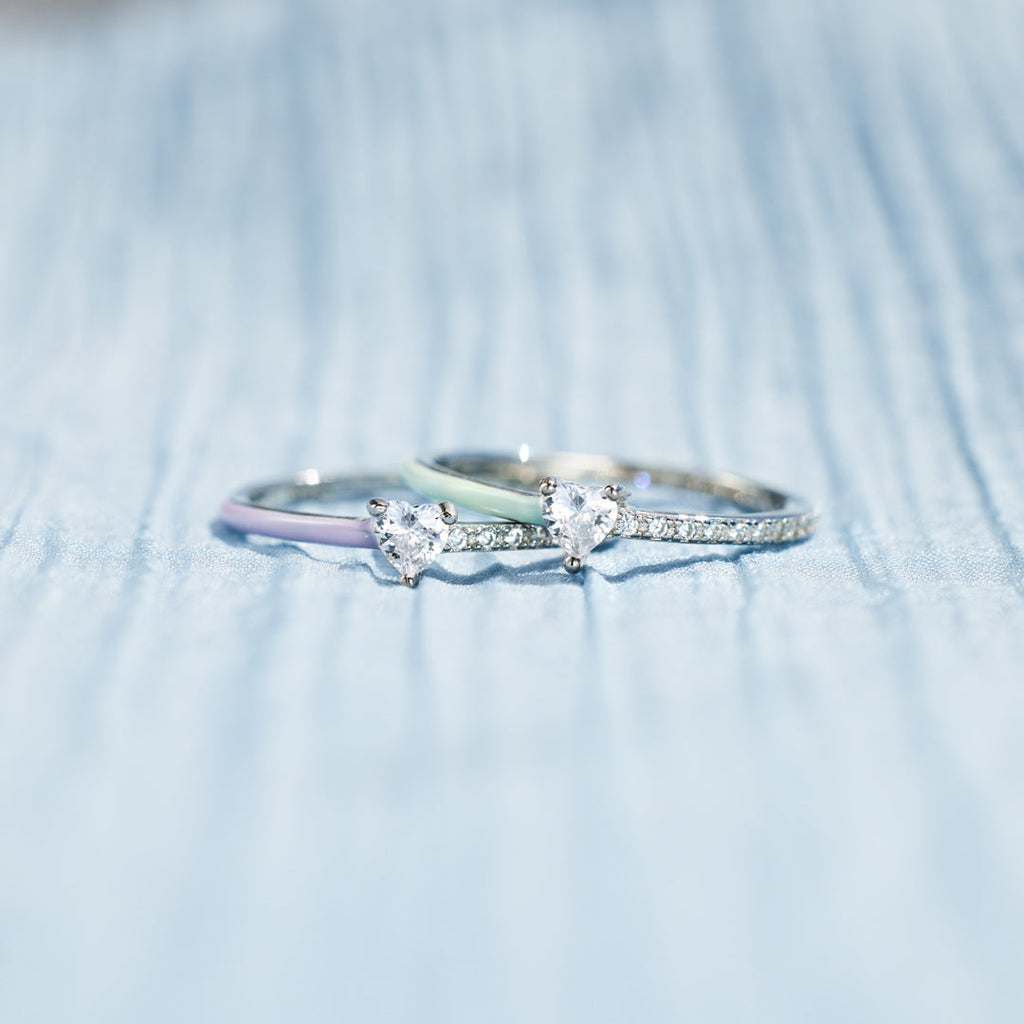Half Enamel Heart-Cut Ring